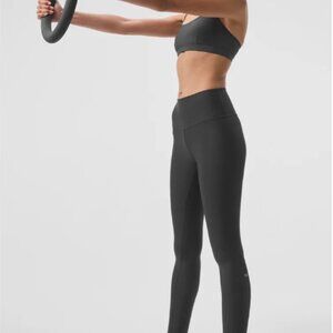 Alo Yoga Yoga Pant (XS) Color Anthracite